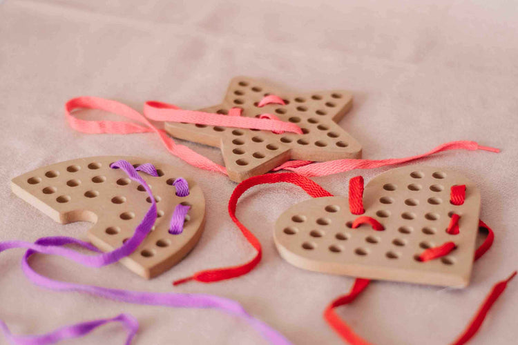 Lacing Toy \ Rainbow