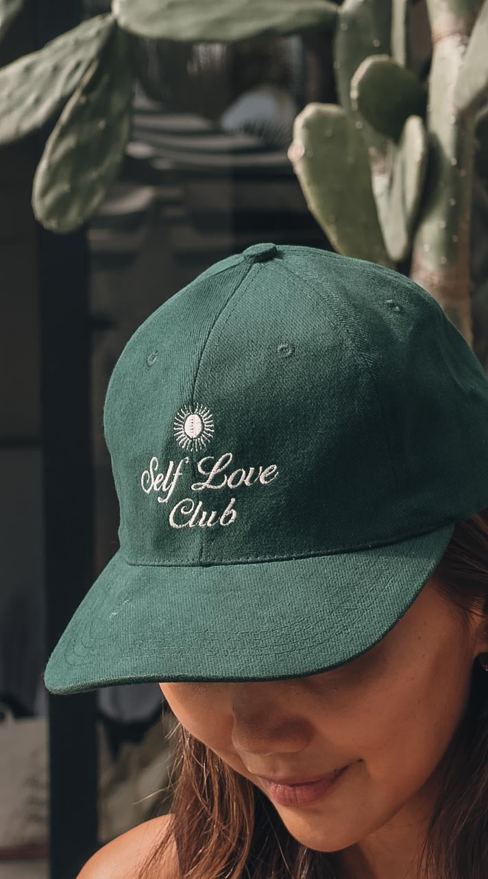 Caps