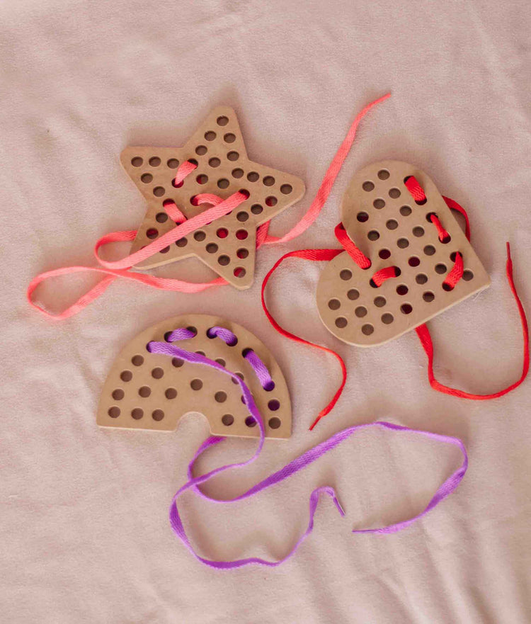 Lacing Toy \ Heart